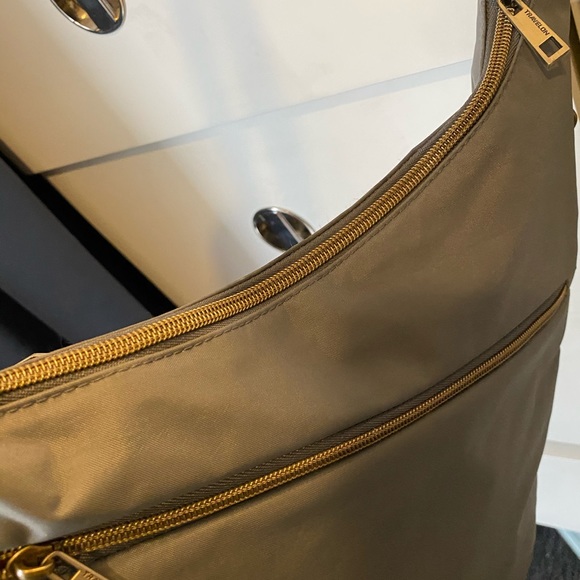 Cross body travel purse - Picture 4 of 4